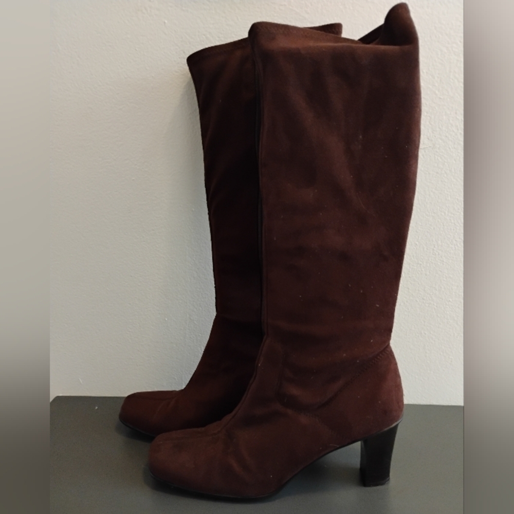 Women's Faux Suede Boots